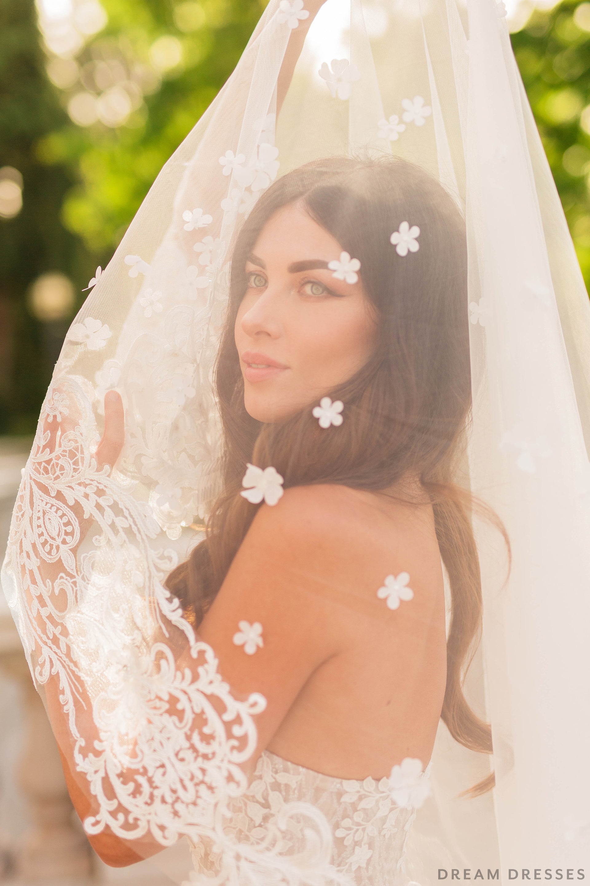 Mantilla Lace Veil (#Tyana) - Dream Dresses by P.M.N.