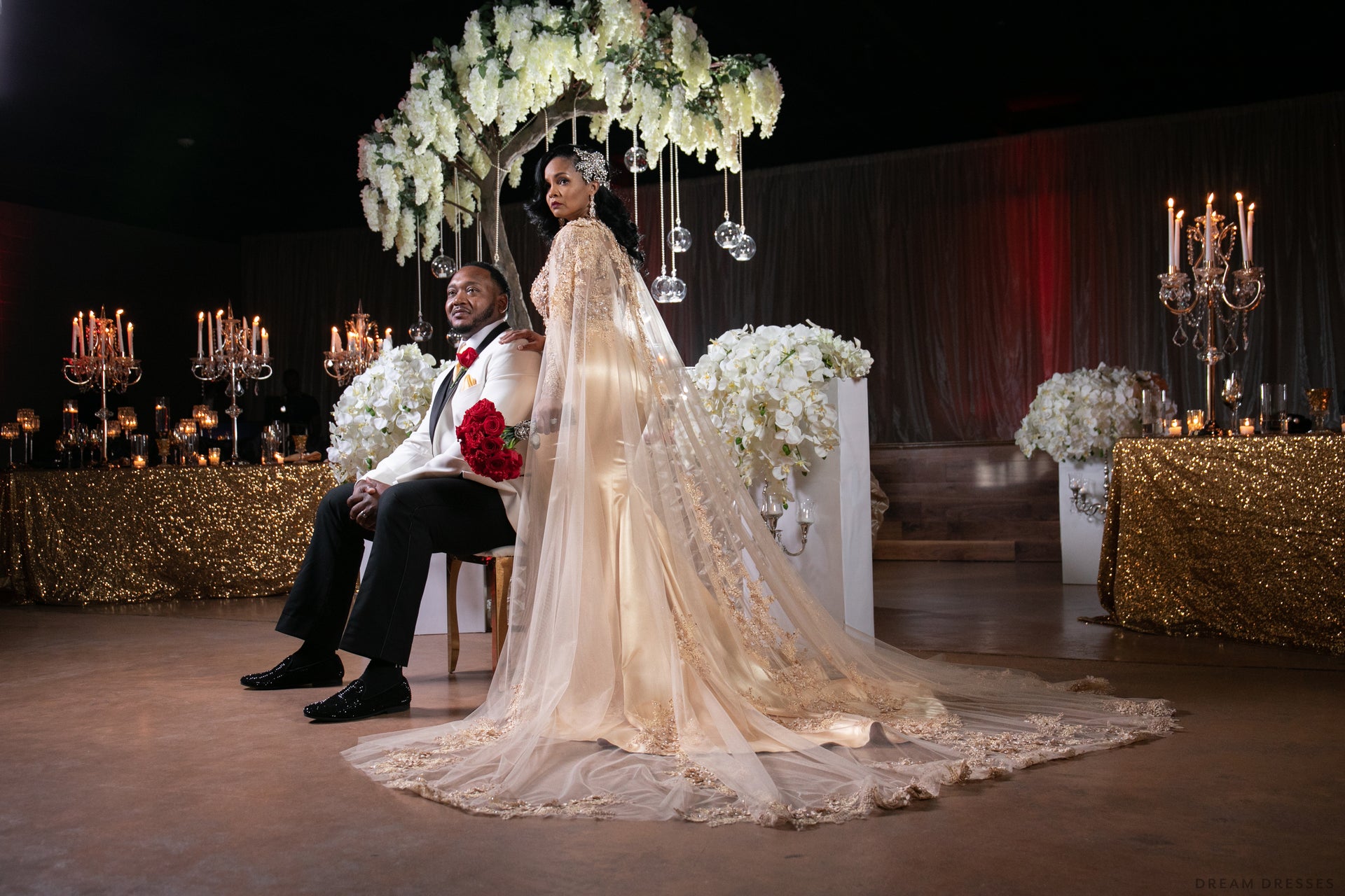 Lace Bridal Cape Veil (#BETHA) - Dream Dresses by P.M.N.