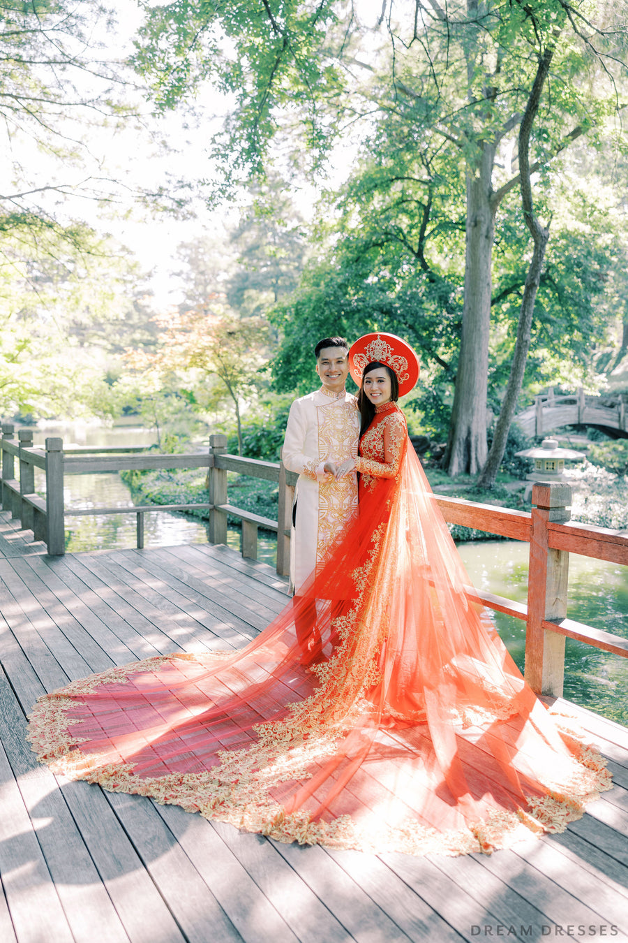Red Ao Dai Cape | Vietnamese Lace Bridal Ao Dai Cape (#TEMA) - Dream Dresses by P.M.N.