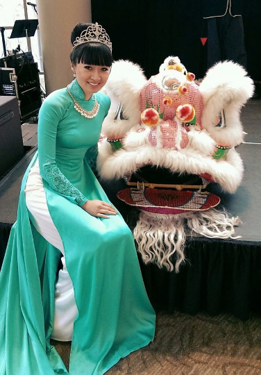 Custom Made Vietnamese Traditional Bridal Dress With Couture Embroidery (#PNAD001) - Dream Dresses by P.M.N
 - 4