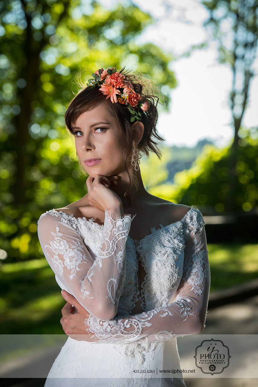 SAMPLE SALE / Long Sleeve Sheath Wedding Dress (#Anita)