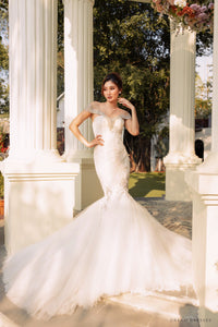 Couture Embellished Bridal Cape (#LATASHIA) - Dream Dresses by P.M.N.