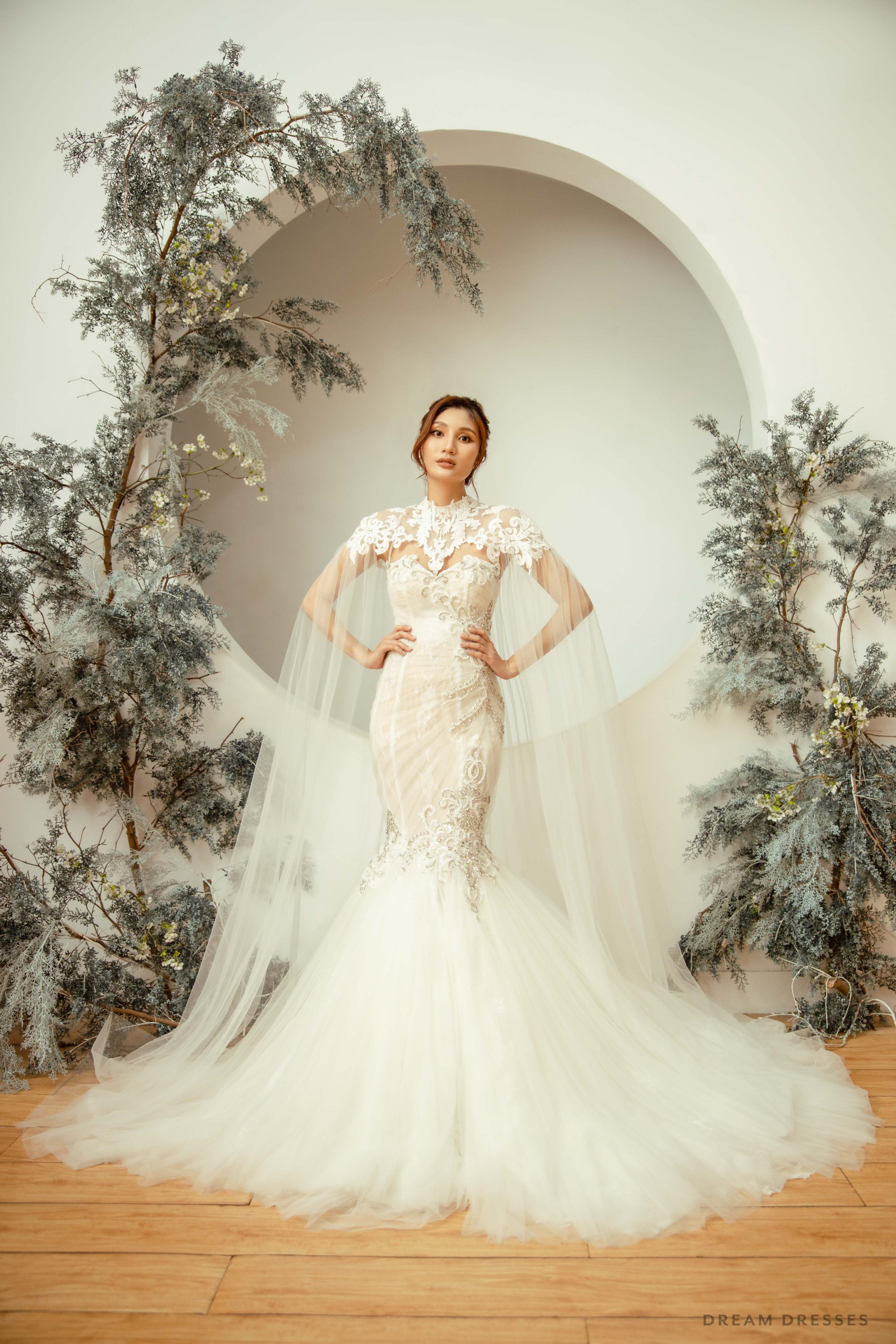 Couture Embellished Bridal Cape Yonia | Dream Dresses Couture Embellished Bridal Cape Yonia | Dream Dresses