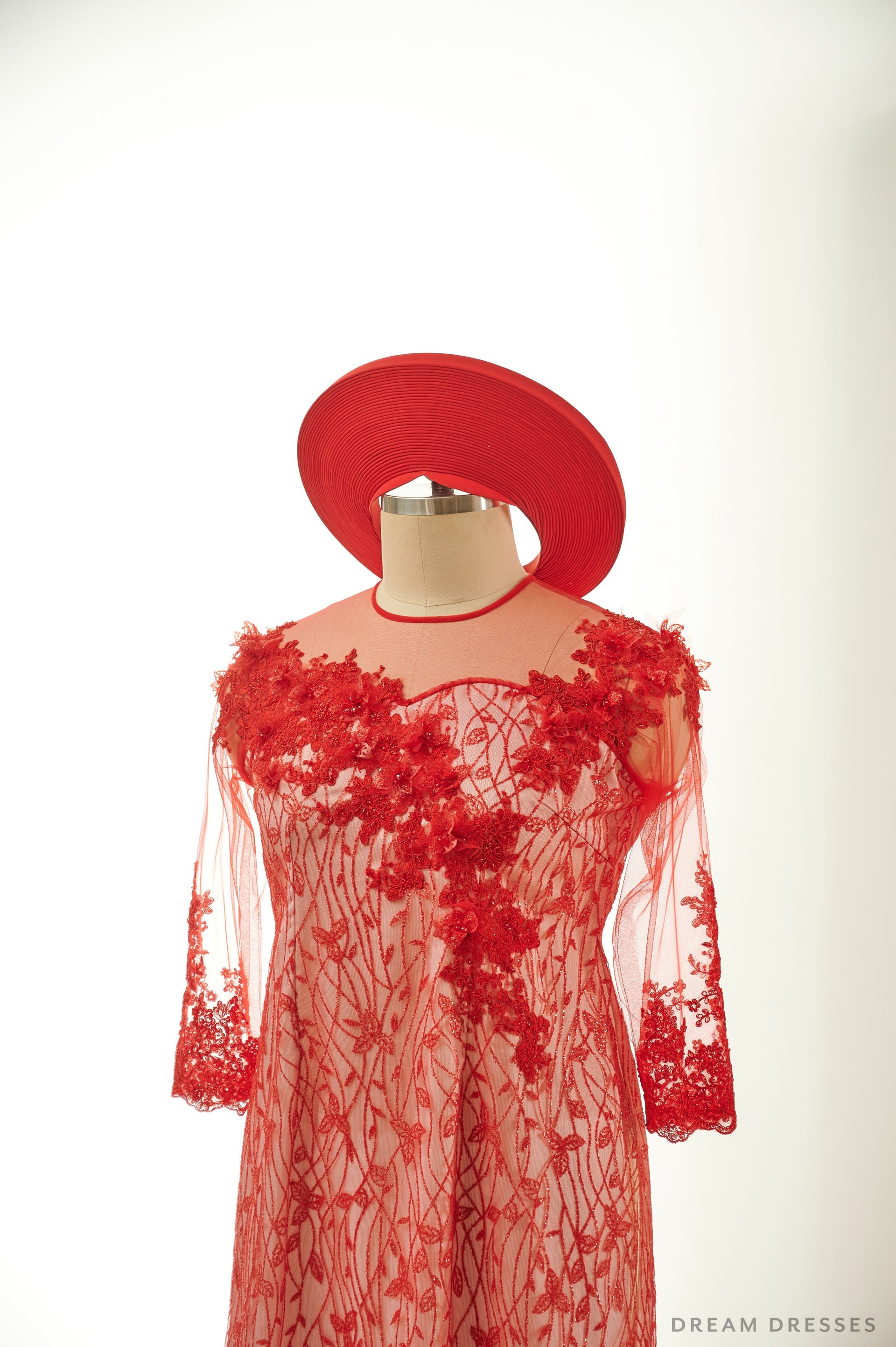Red Lace Bridal Ao Dai | Lace Vietnamese Traditional Bridal Dress (#MAYLIN) - Dream Dresses by P.M.N.