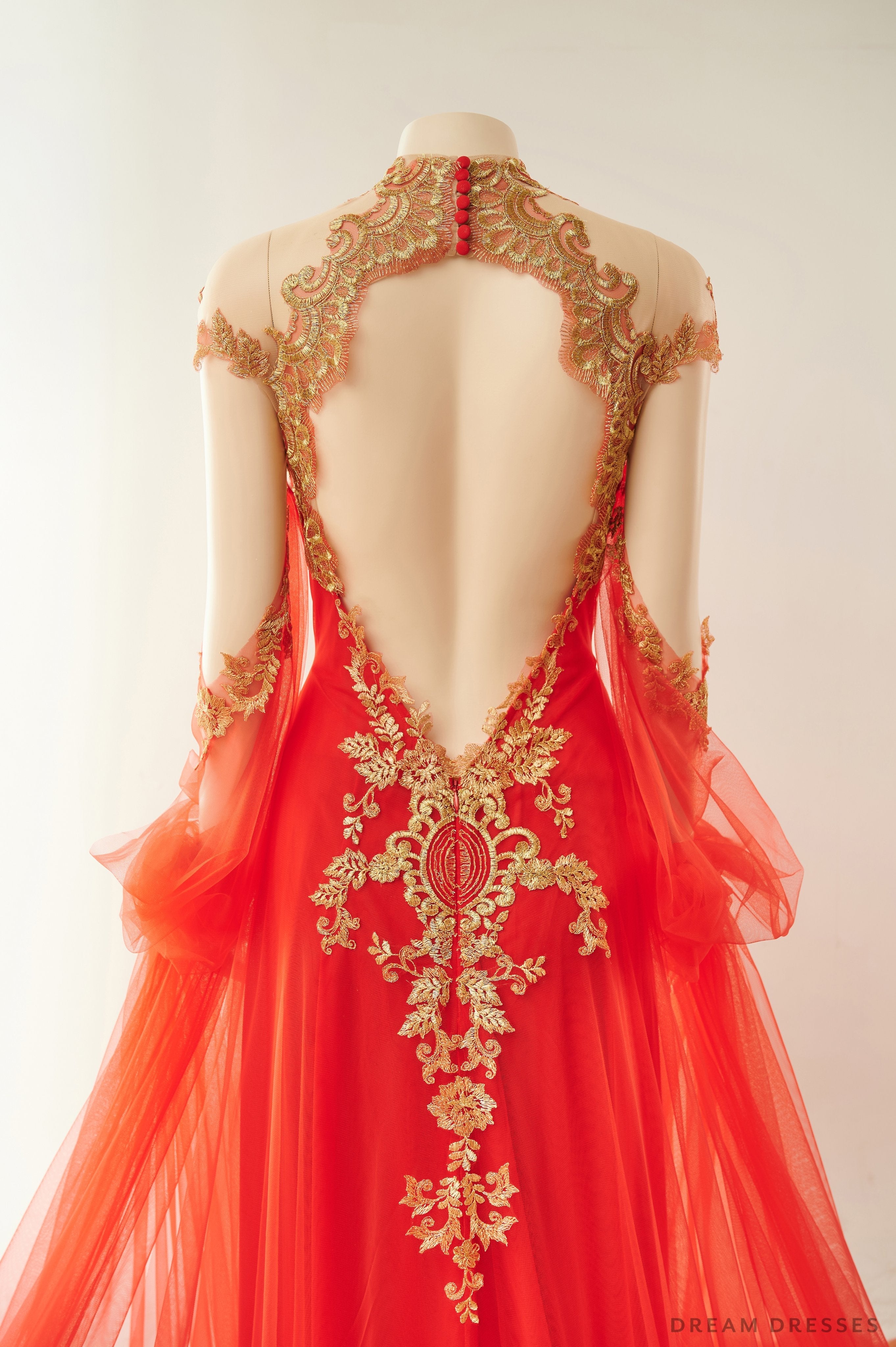 Red Bridal o Di with Gold Lace | Vietnamese Wedding Dress Alessia Red Bridal o Di with Gold Lace | Vietnamese Wedding Dress Alessia